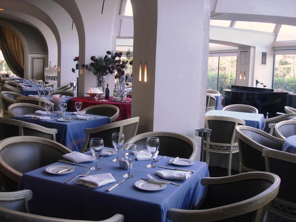 Pentelikon Hotel Kifisia Restoran fotoğraf